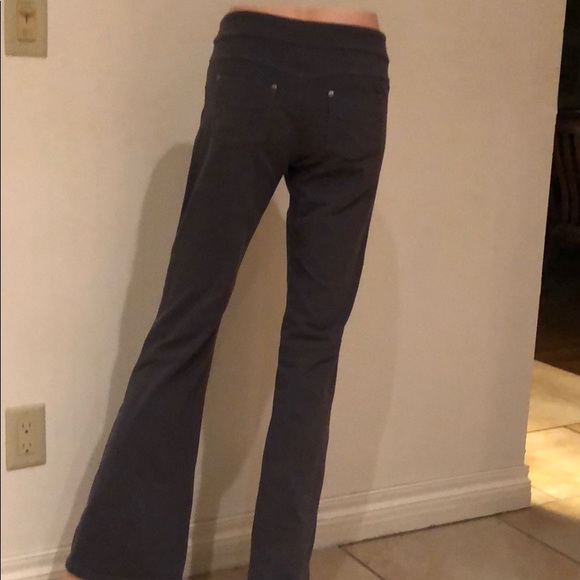 Athleta grey yoga/studio pants - Picture 3 of 3